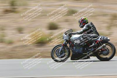 media/Apr-20-2025-AHRMA (Sun) [[393a79c373]]/Race/Group 4/Turn 4b/